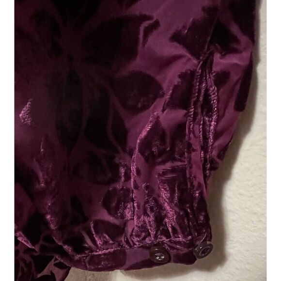 Torrid Burnout Velvet Floral Long Sleeve Blouse Magenta Boho Sz 2 Stunning - Picture 6 of 11